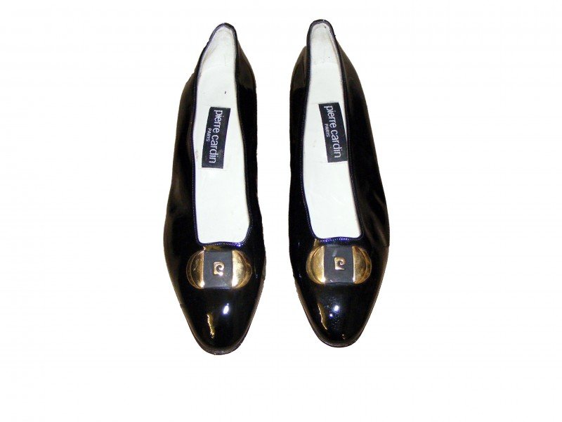 vintage ladies shoes-Pierre cardin patent shoes from blue17.co.uk