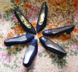 our love for Vintage Fashion - Shoes Pleasure and Pain Review - 1960s womens shoes