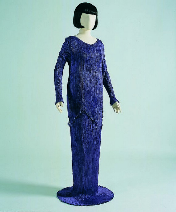 Purple silk Peplos dress by Mariano Fortuny, 1910 Purple silk Peplos dress by Mariano Fortuny, 1910