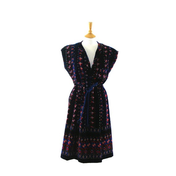 Classic velvet dress - 1940s velvet dress