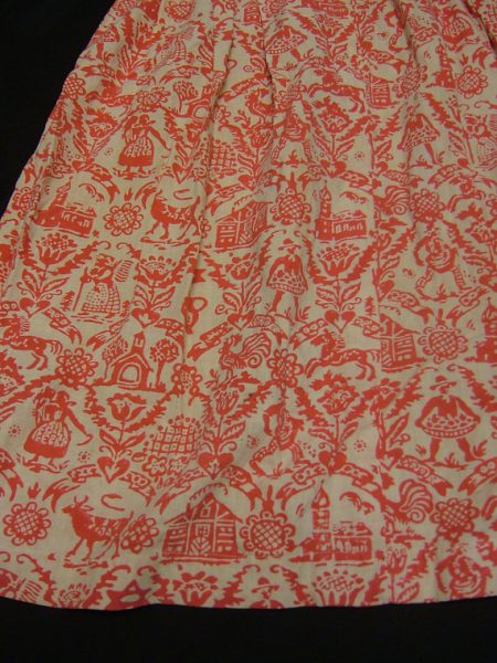 Vintage Tyrolean Dresses - 1940s fabric Vintage Tyrolean Dresses - 1940s fabric