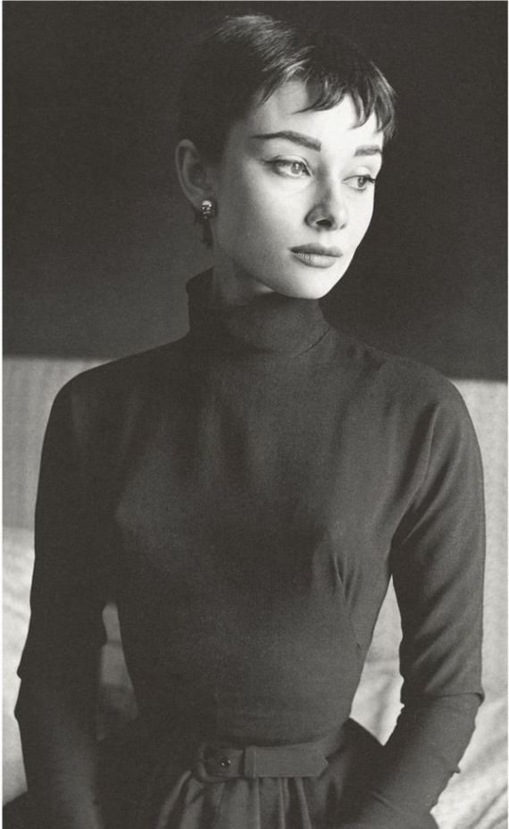 Beaton - Audrey Hepburn 1954 Vogue