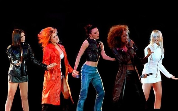 Spice Girls live on stage,1997 Spice Girls live on stage,1997