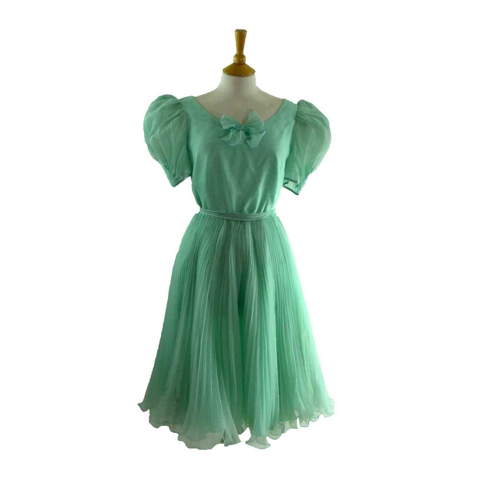 What outfits you could wear to an 80s party - Vintage Blog What outfits you could wear to an 80s party - Vintage Blog