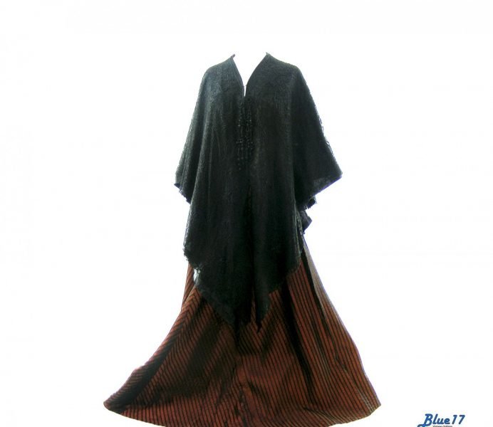 outerwear Victorian Oriental inspired lace cape