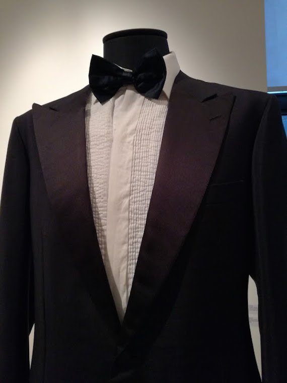 Pierce Brosnan's outfit Pierce Brosnan's outfit