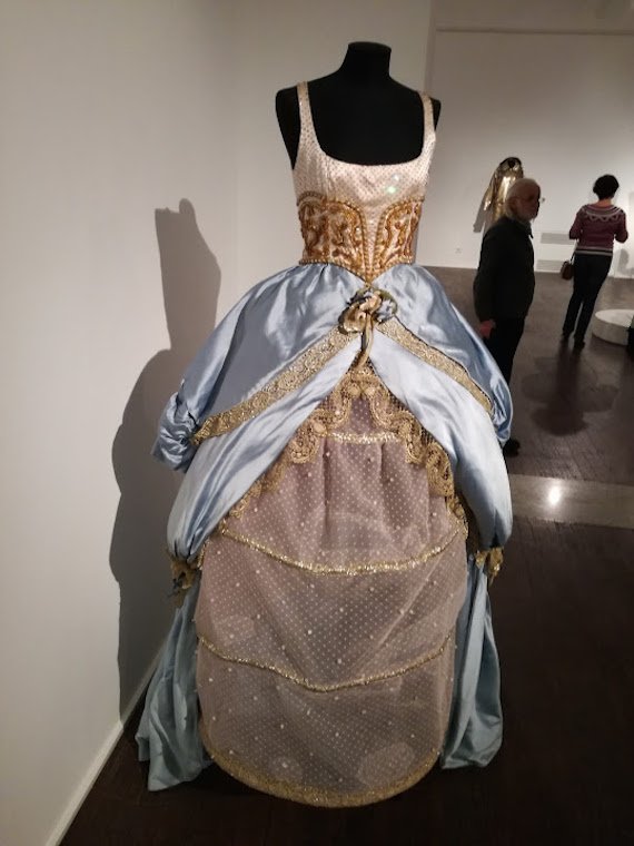 60 Years of Made in Italy - The good princess outfit. 60 Years of Made in Italy - The good princess outfit.
