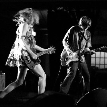 Six 90s grunge fashion styles, By Anders Jensen-Urstad [GFDL (http://www.gnu.org/copyleft/fdl.html), CC-BY-SA-3.0