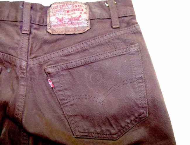 back of Levis Brown Denim Long Shorts pocket