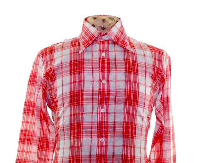 70s Red Checked Long Sleeve Shirt closeup