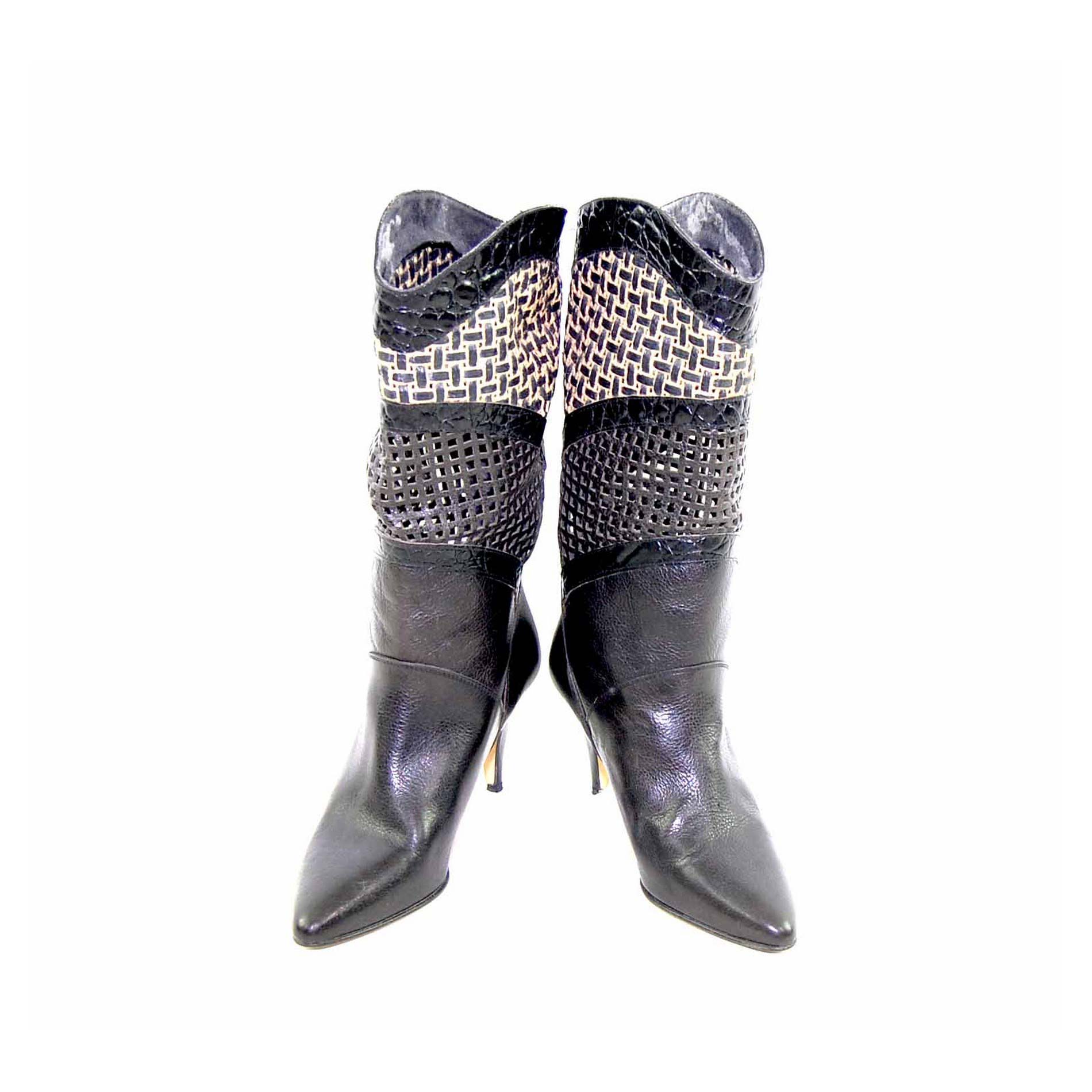 80s Black Straw Cut out Leather Boots