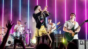 what outfits you could wear to an 80s party.570px-Paramore at Royal Albert Hall.19th June 2017