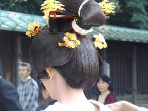 Mikio Sakabe.Japanese Fashion. Traditional Japanese wedding hairstyle