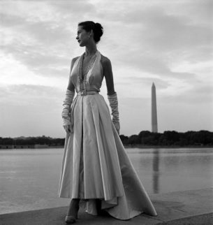 Jean Patchett, born Feb 26th 1926 in Maryland, America.Photo of Fashion model byToni Frissell, Washington,D.C.1949