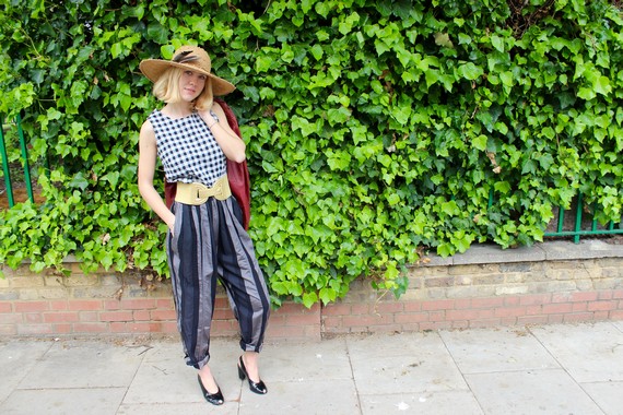 Wide brimmed vintage womens straw hat