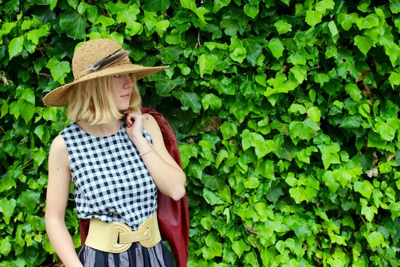 vintage womens straw hat with feather detail from Blue17