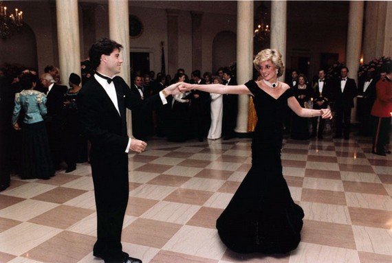 570px- Retro 80s fashion - John Travolta and Princess Diana 570px- Retro 80s fashion - John Travolta and Princess Diana