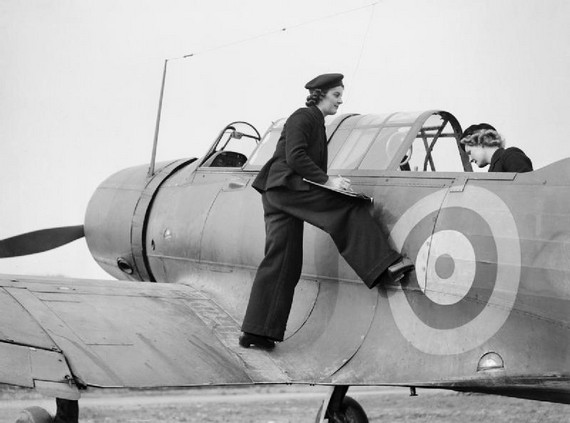 Two members of the Women's Royal Naval Service checking the cockpit equipment in a Vought Chesapeake Mk.I aircraft at Royal Naval Air Station Stretton (HMS Blackcap) in Cheshire, 4 March 1943 Two members of the Women's Royal Naval Service checking the cockpit equipment in a Vought Chesapeake Mk.I aircraft at Royal Naval Air Station Stretton (HMS Blackcap) in Cheshire, 4 March 1943