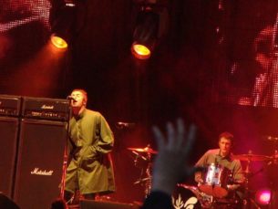 Retro Clothing UK. Oasis performing live in sunderland.