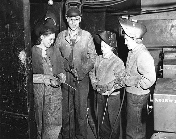 1950s Womens workwear classics stand 