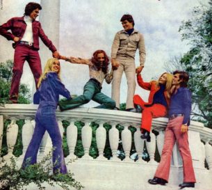 Retro shop online-Argentinian fashion photo, 1972