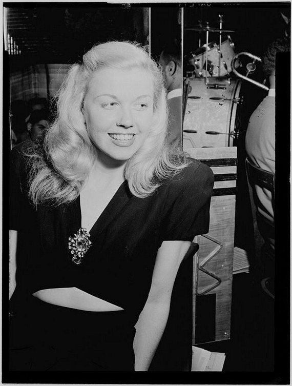 Portrait of Doris Day, Aquarium, New York, N.Y, July 1946 Portrait of Doris Day, Aquarium, New York, N.Y, July 1946