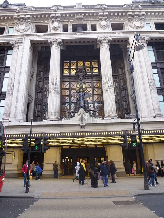 Main entrance exterior view of Selfridges on Oxford Street, London Main entrance exterior view of Selfridges on Oxford Street, London