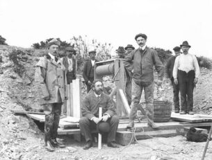 what workwear clothing always stays fashionable, Bonmahon Copper Mines Waterford; Ireland, 1906