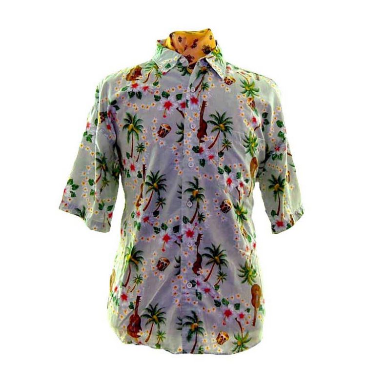 90s-Light-Hawaiian-Shirt