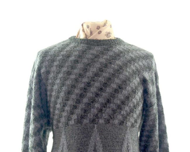 close up 80s Greyscale Jumper