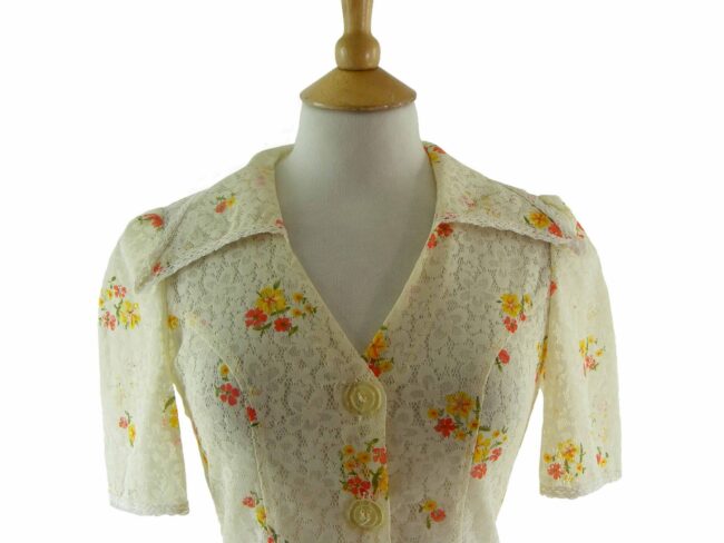 70s Lace Floral Short Sleeve Shirt - 8 - Image 2