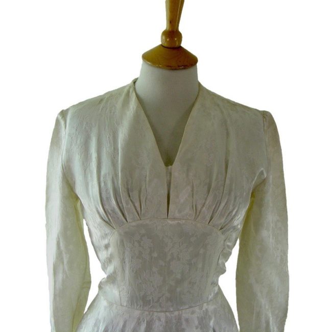 1940s Satin Wedding Dress - Image 2