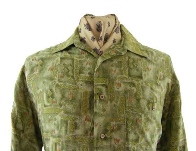 1990s Patterned Green shirt - Image 2