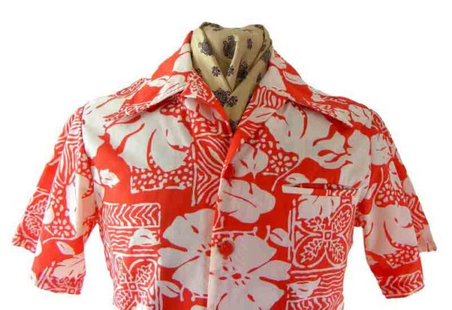 70s Hawaiian shirt - Image 2