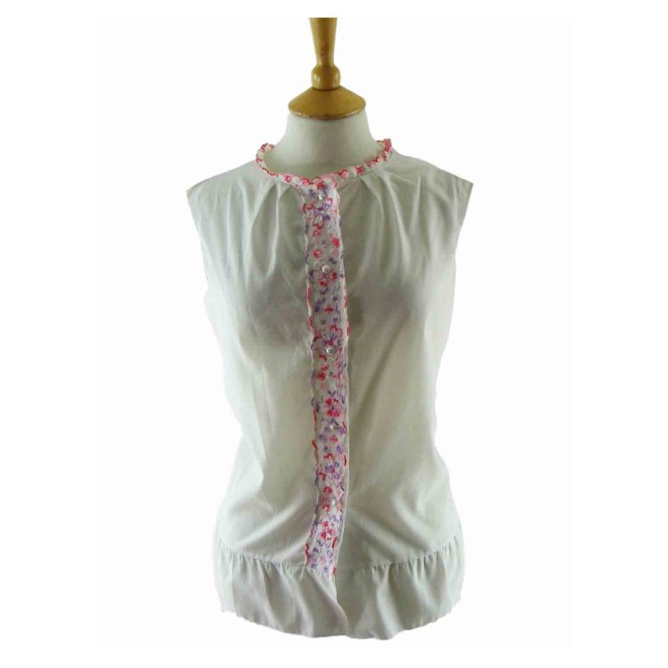 70s-White-Multicoloured-Embroidery-Sleeveless-Blouse