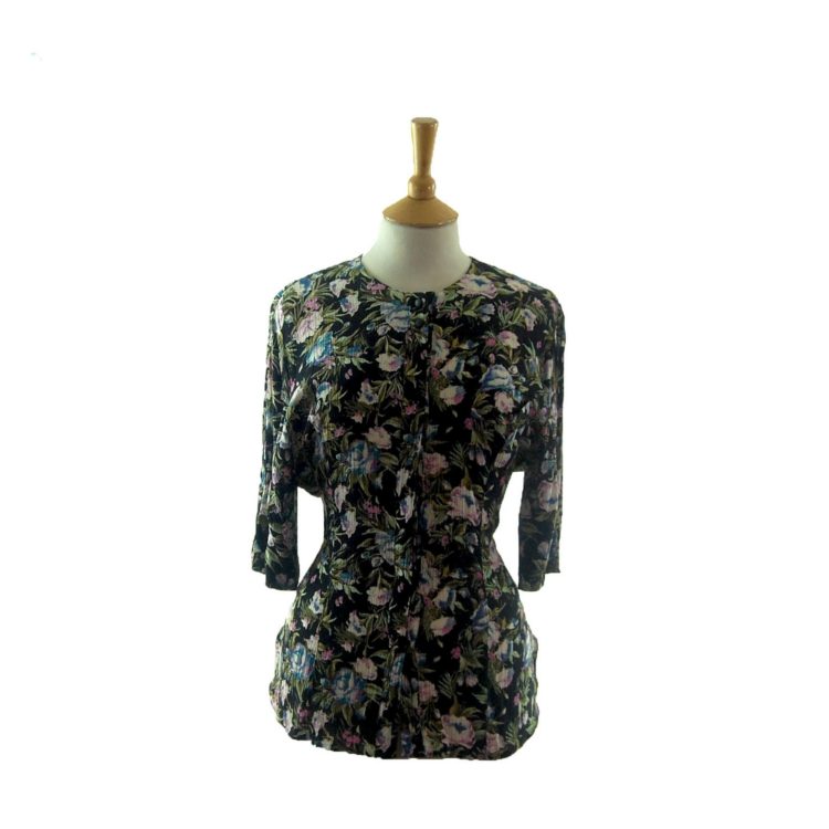 90s-buttoned-floral-blouse