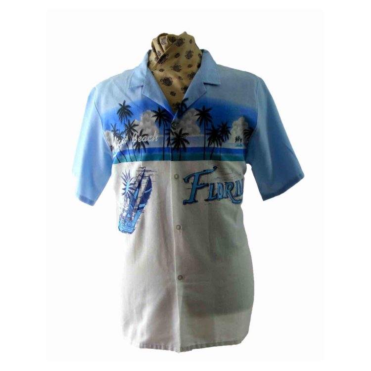 90s_Blue_White_Hawaiin_Print_shirt@price15product_cat90s-shirtslatest-productspa_colorMulticolouredatt_sizeLatt_era90stimestamp1483883985.jpg