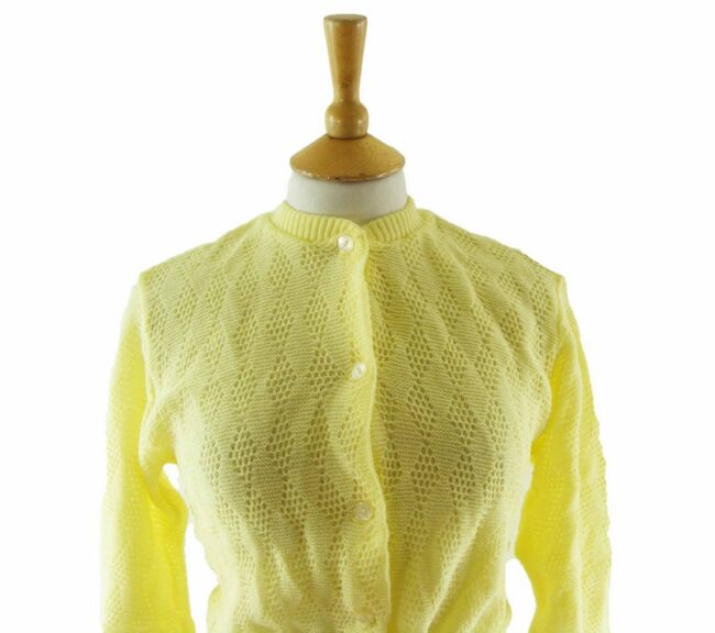 60s Yellow Diamond Patterned Knitted Cardigan - 10 - Image 2