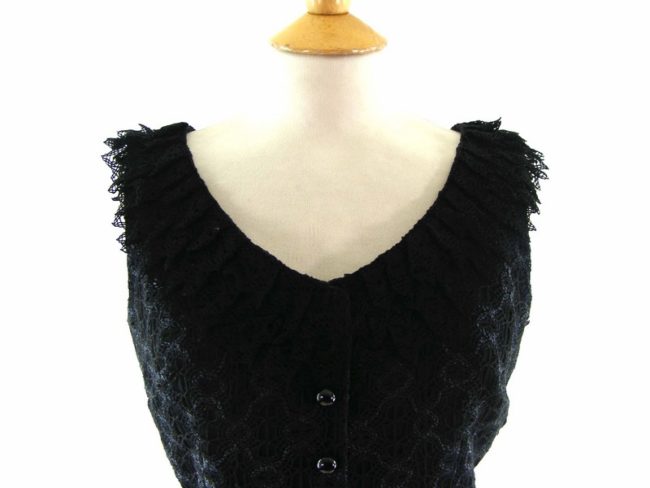 70s Black Crotchet Lace Cropped Top - 10 - Image 3
