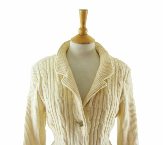 70s Chunky White Wool Cable Knit Cardigan - 12 - Image 2