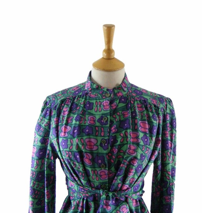 Close-up-of-70s-Floral-Print-Green-Purple-Silk-Blouse