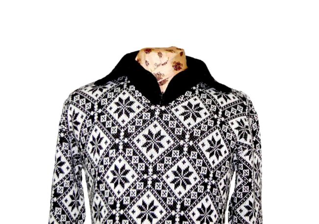 80s Black White Snowflake Knitted Sweater  - L - Image 2