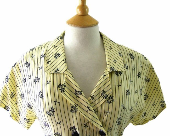 90s Floral Print Yellow V Neck Top - 10 - Image 2