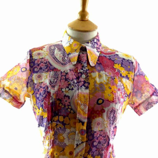 Close-up-of-Psychedelic-Multicoloured-Floral-Print-Short-Sleeve-70s-Blouse