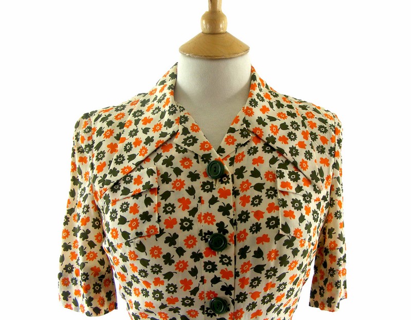 70s Floral Clover Short Sleeve Blouse - 10 - Image 2