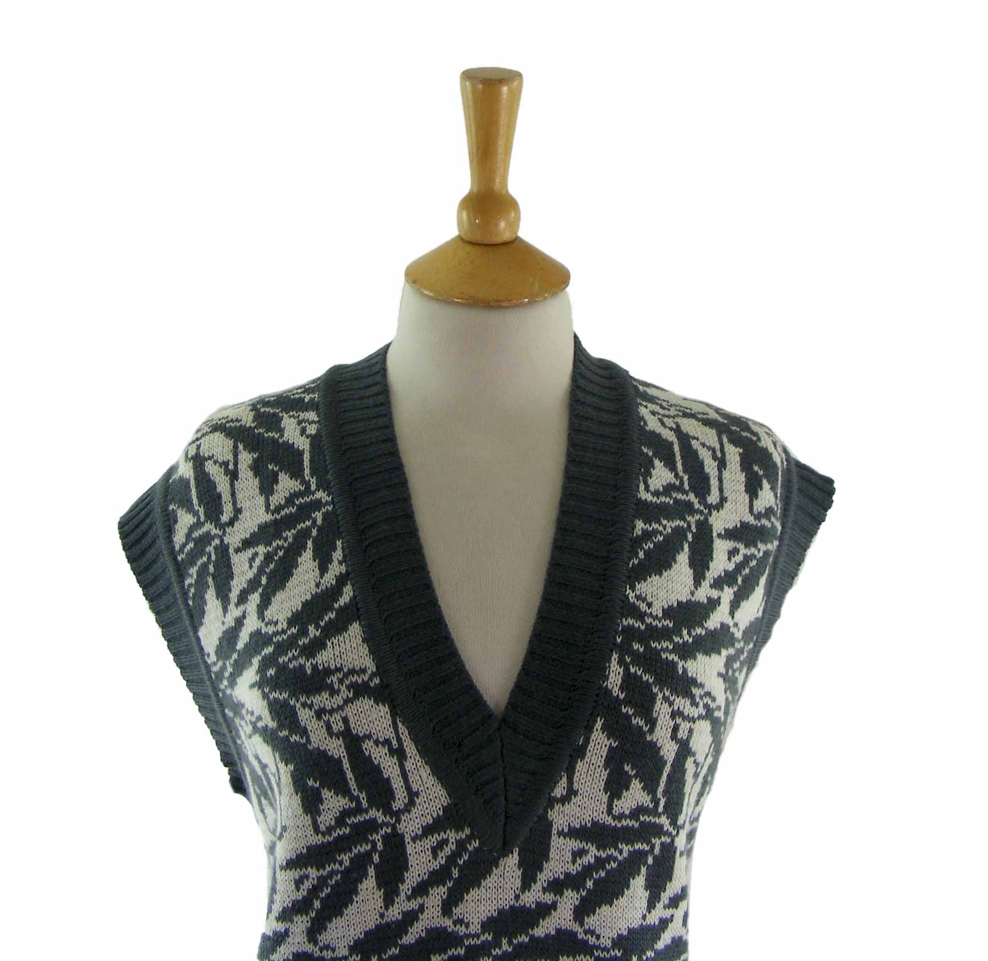 80s Leaf Patterned Tank Top - 12 - Image 2