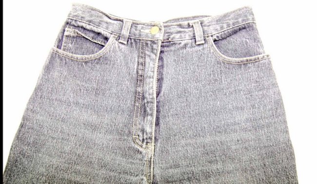 90s Black Denim Vintage Mom Jeans - 8 - Image 2