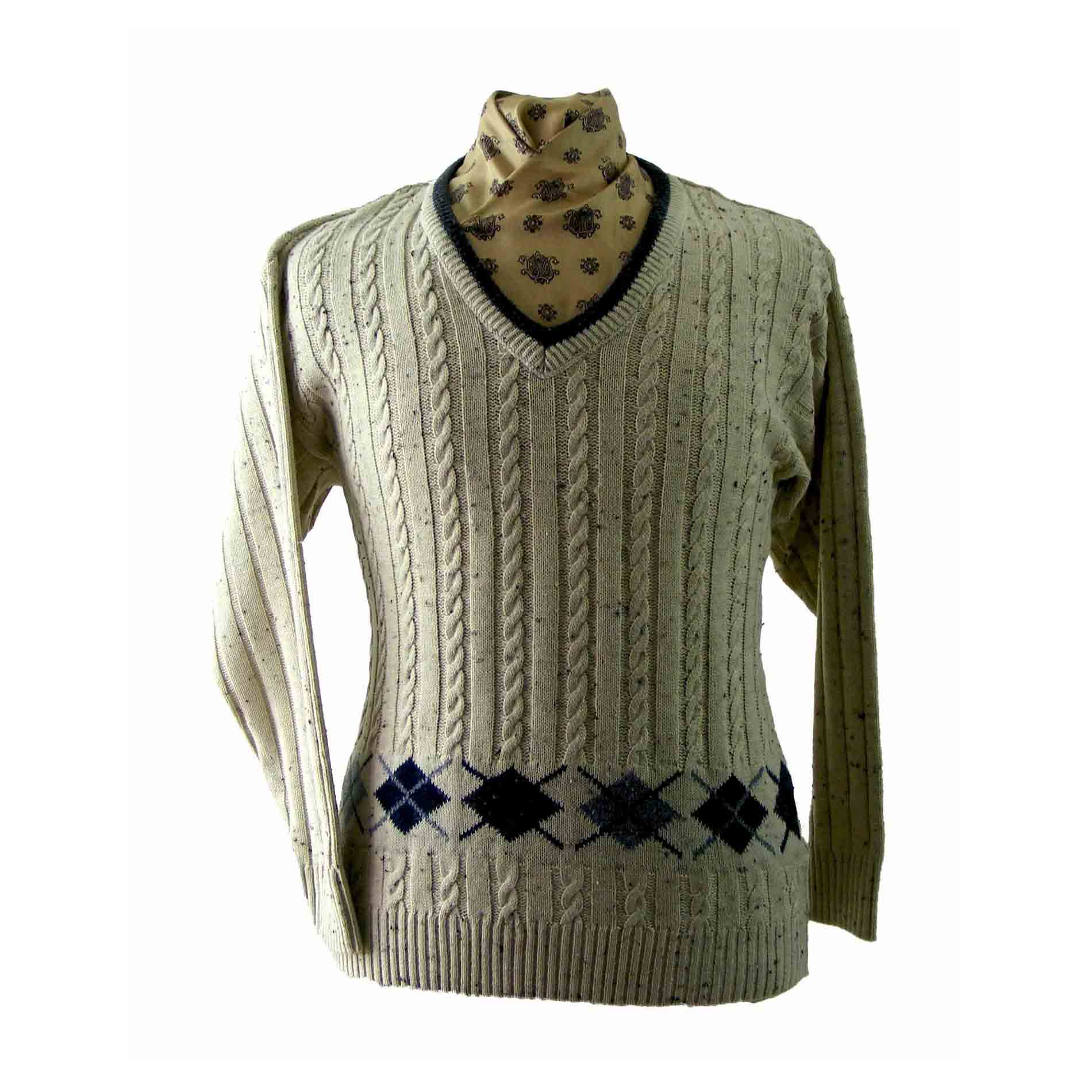 Diamond Pattern V Neck Cable Knit Sweater