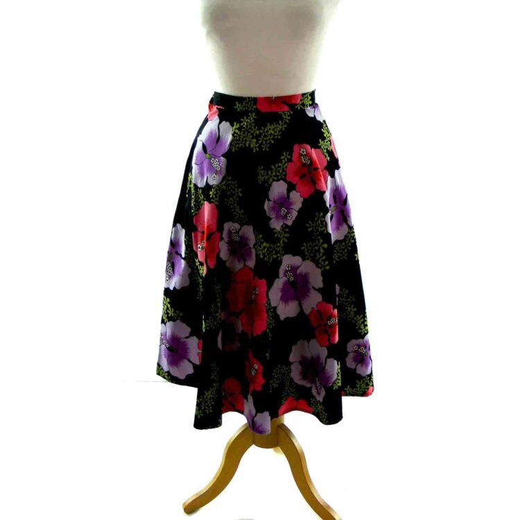 Hawaiin_print_Skirt@price20product_catwomenSkirtsprinted-skirtspa_colorredatt_size10att_era70s-14timestamp1439465406.jpg