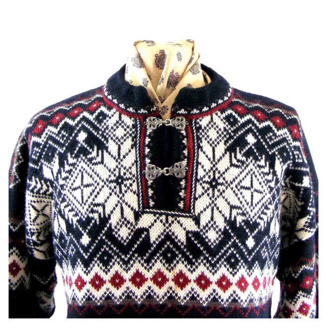 Norwegian snowflake sweater - Image 2